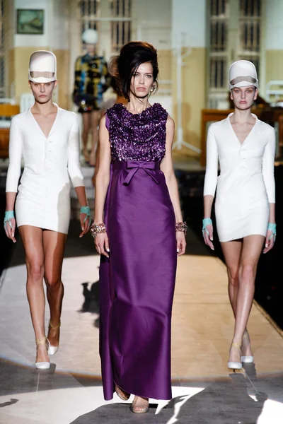 Look 9